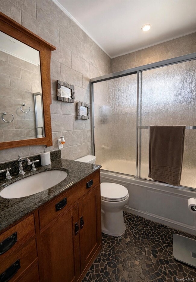 Building Photo - 56 Beverly Rd