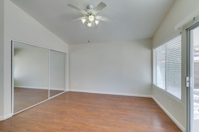 Building Photo - Cozy 3 bedroom single story house in Green Valley