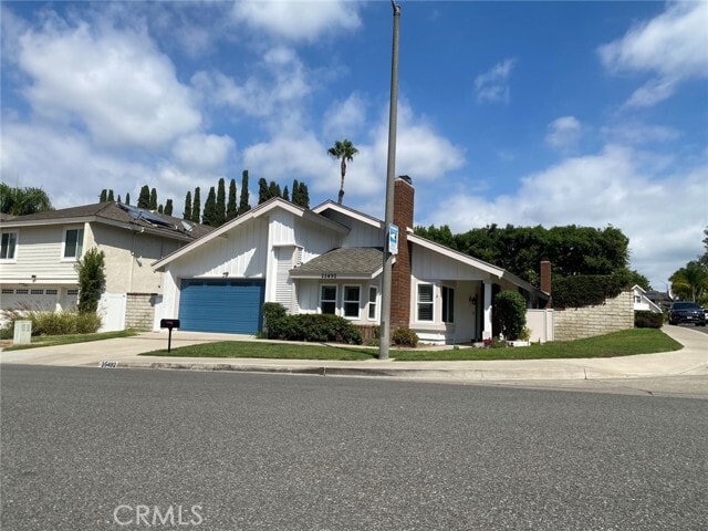 Building Photo - 25492 Sarita Dr