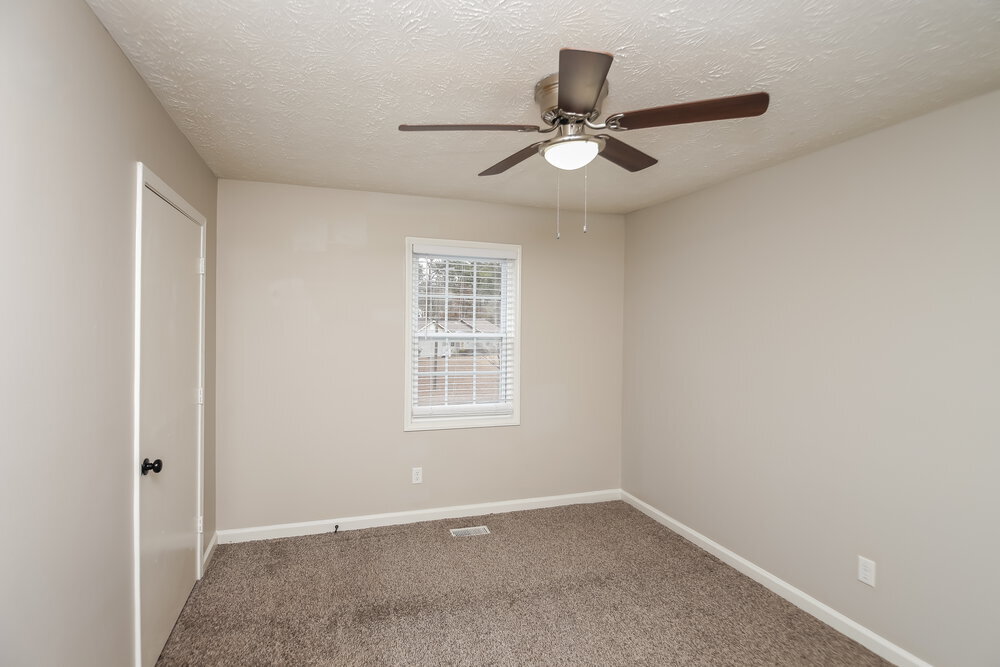 Building Photo - 3455 Stallion Ct