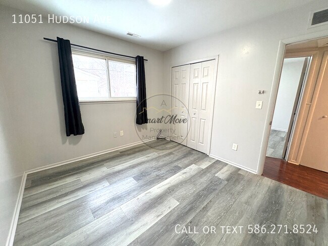 Building Photo - 11051 Hudson Ave