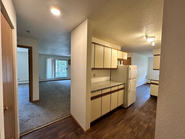 Interior Photo - Ashwood & Birchwood Apartments