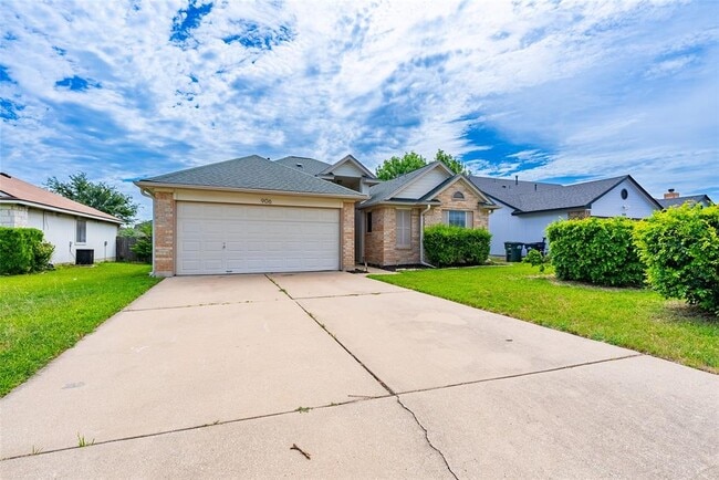 Building Photo - 906 Moon Glow Dr
