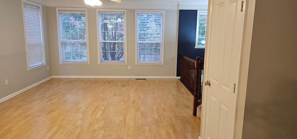 Building Photo - 1028 Cavendish Dr