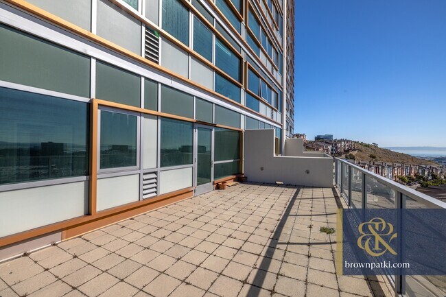 Building Photo - 1 Mandalay Pl