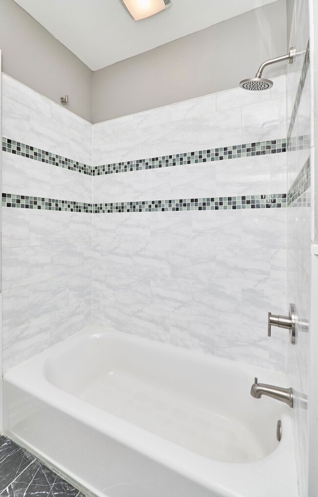 Building Photo - 6805 Morgan Ford Rd