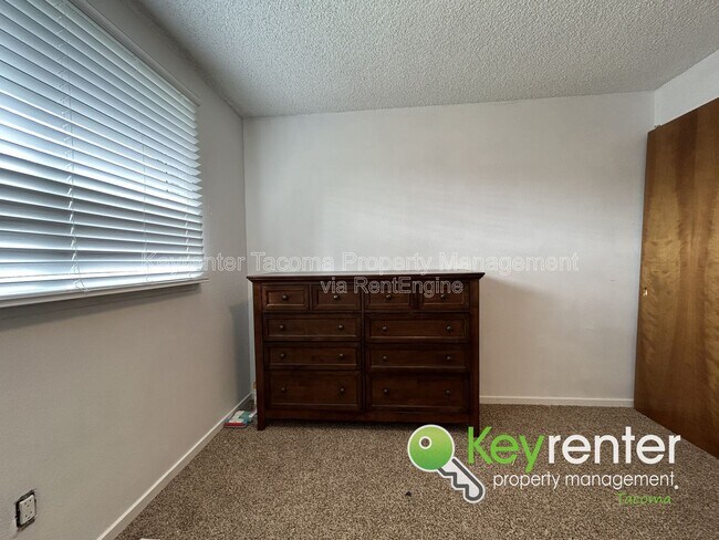 Building Photo - 10710 103rd St SW