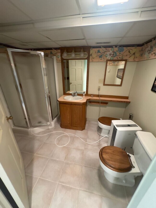 Building Photo - 401 Browning Ln