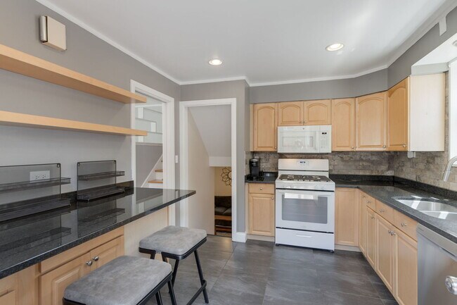 Building Photo - 47 Hackberry Ln