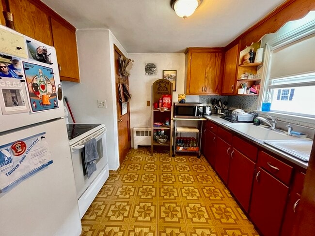 Building Photo - 226 Nevada St