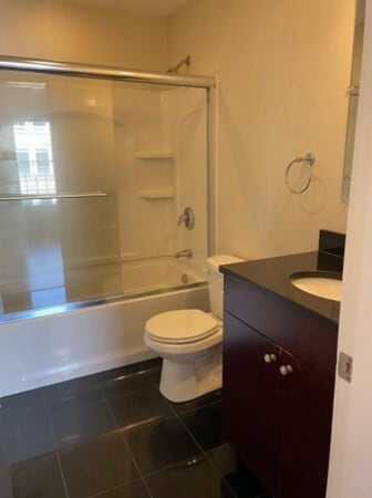 Building Photo - 338 W Broadway