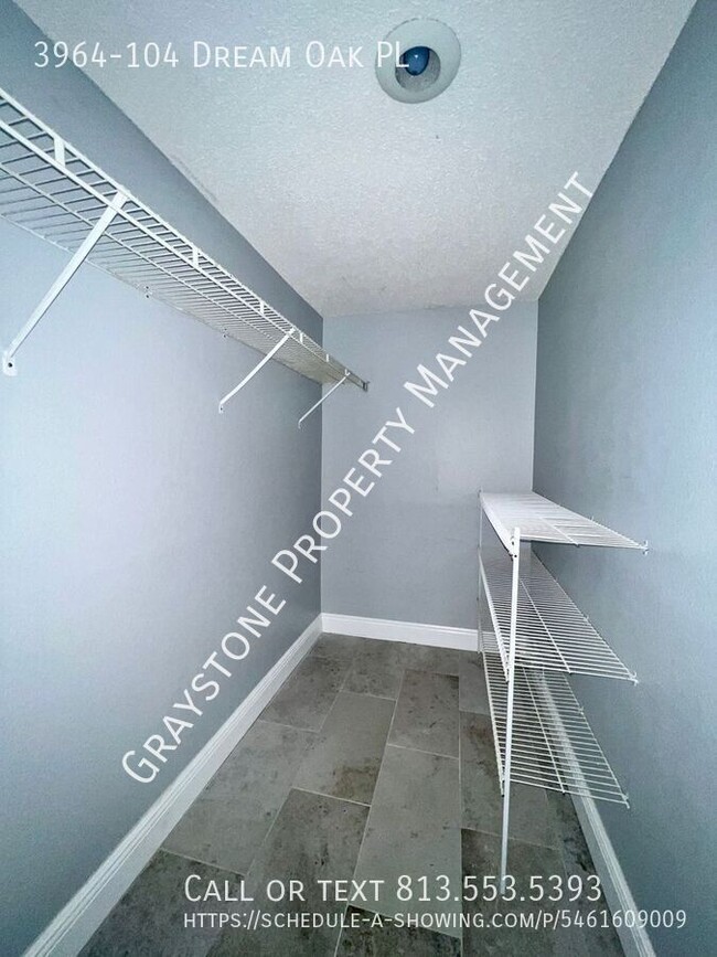 Building Photo - 3964-104 Dream Oak PL-