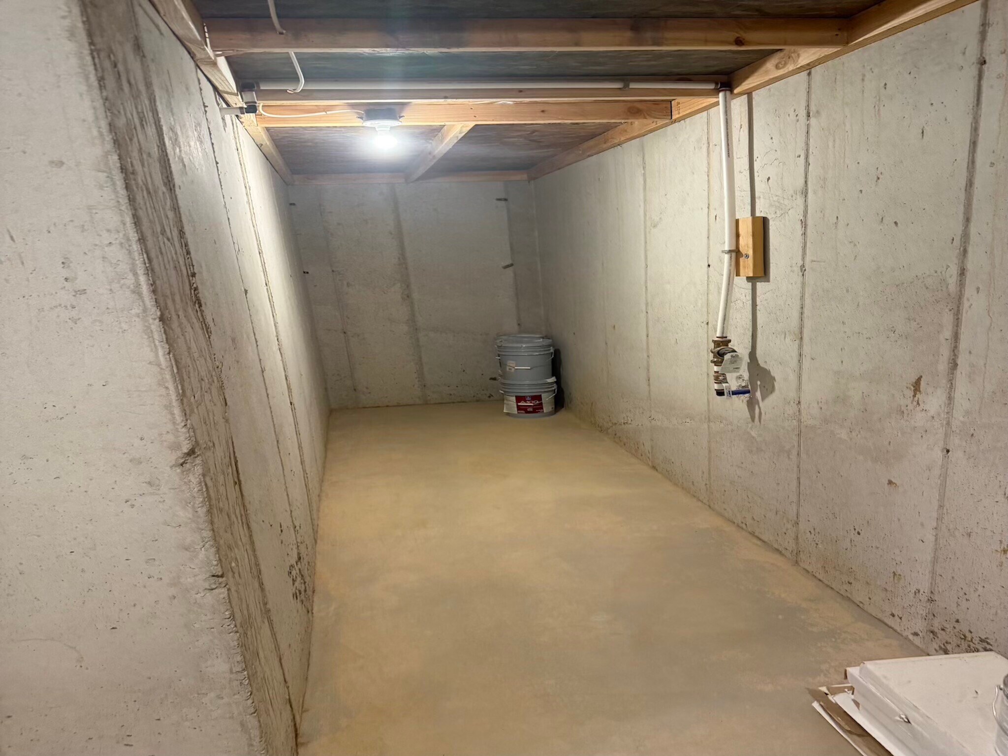 Cold Storage - 1322 E 750 S