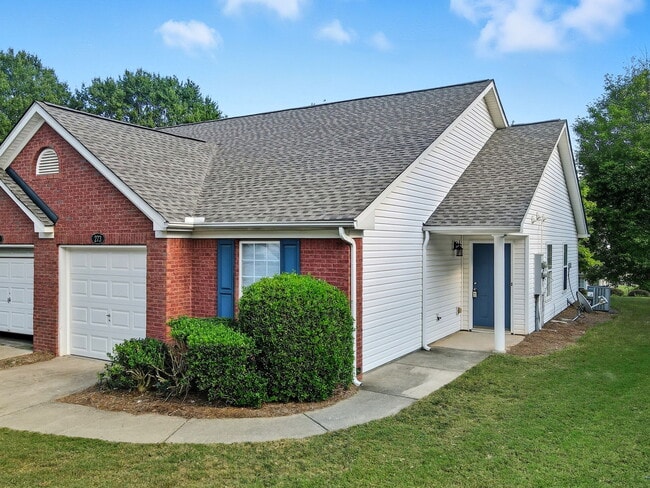 Building Photo - 273 Cottonwood Creek Cir