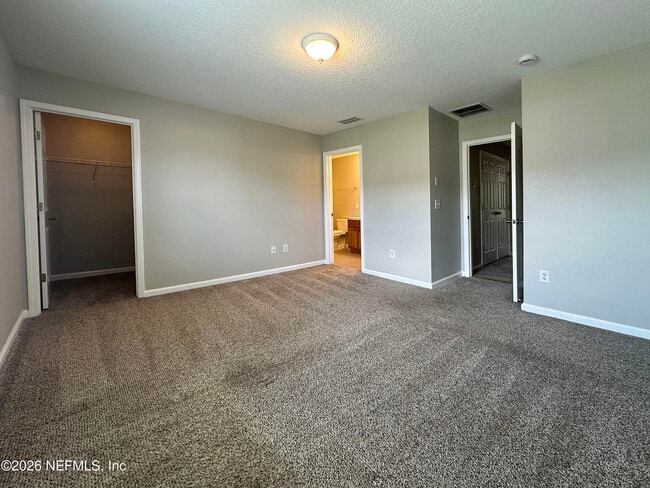 Building Photo - 1036 N Black Cherry Dr