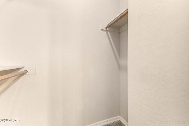 Building Photo - 3426 E Avalon Dr