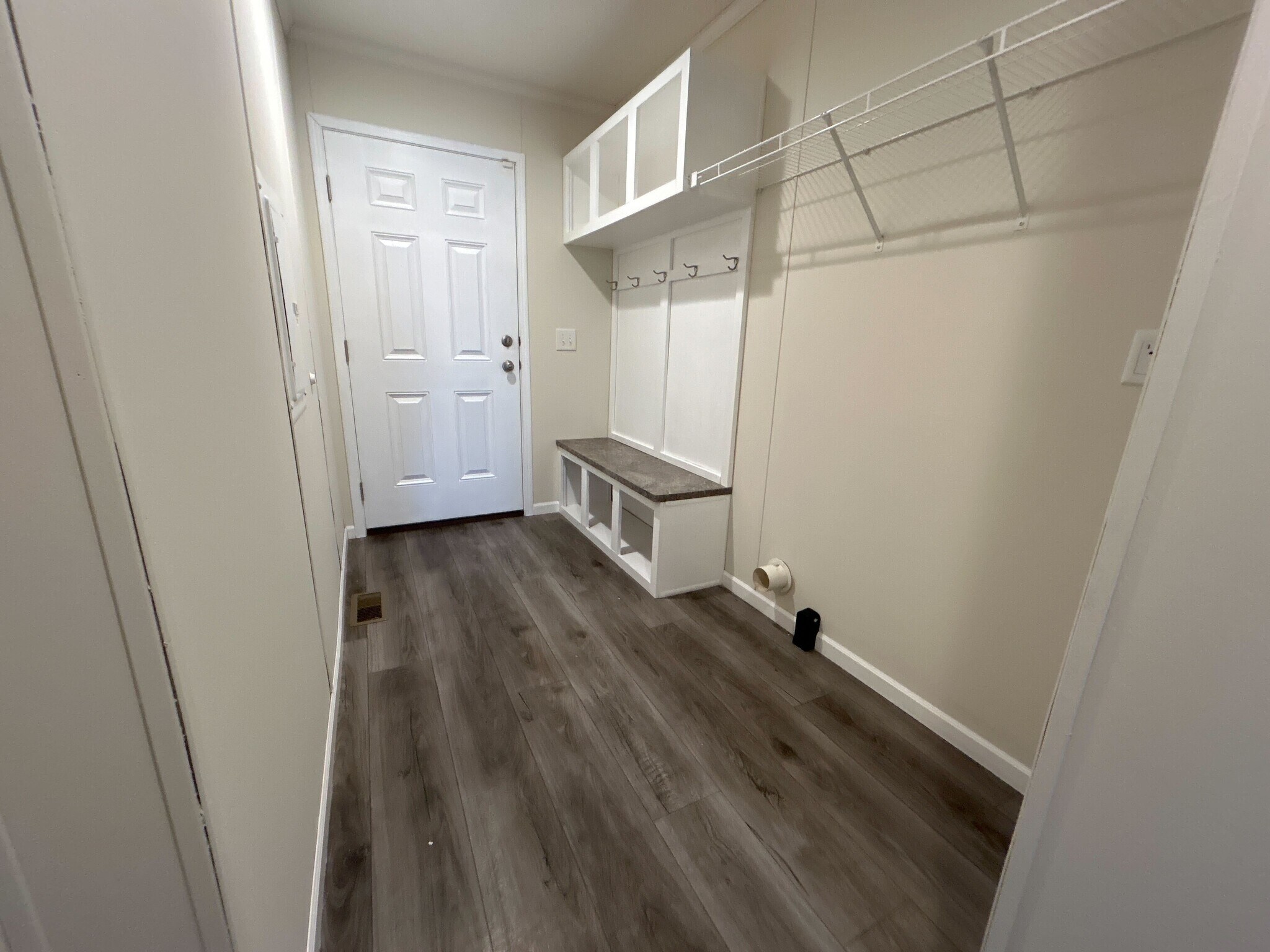 Building Photo - 317 Autumn Park Dr