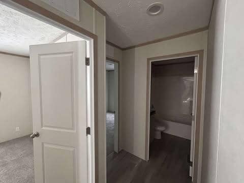 Building Photo - 1083 IN-2