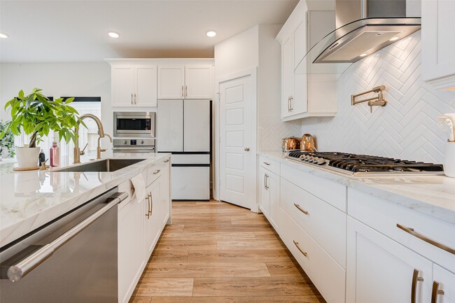 Building Photo - 4606 Wax Myrtle Ct