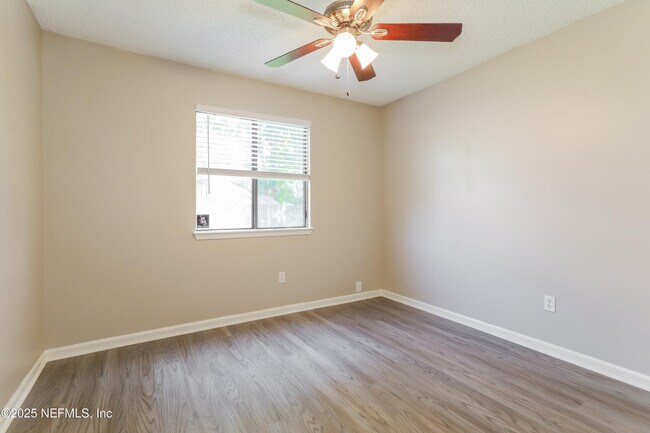 Building Photo - 7453 Amandas Crossing Dr N