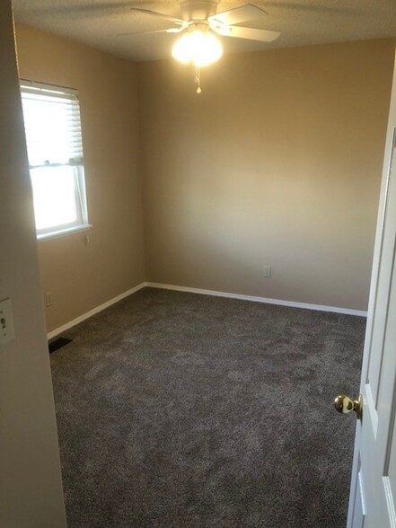 Building Photo - 2051 Sage Grouse Ln
