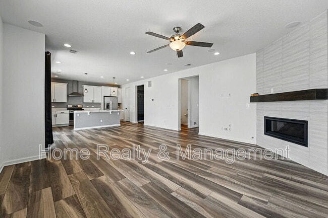 Building Photo - 9364 E 105th Ave