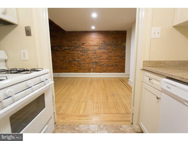 Building Photo - 510 Spruce St