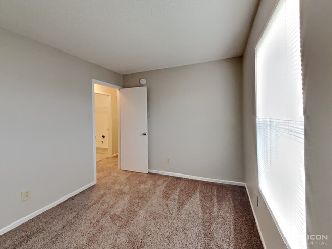 Building Photo - 1770 Elijah Blue Dr