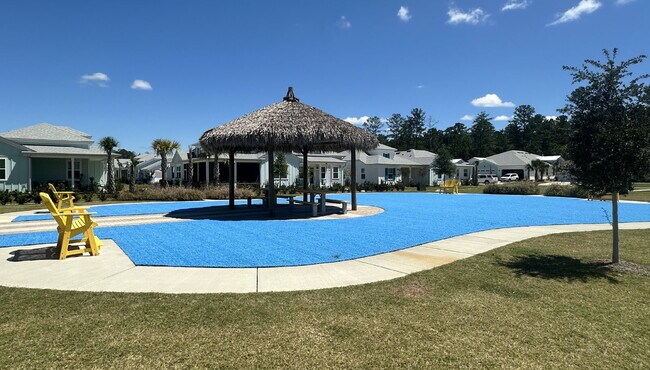 Building Photo - Margaritaville Two Bedroom Fully Furnished Home!