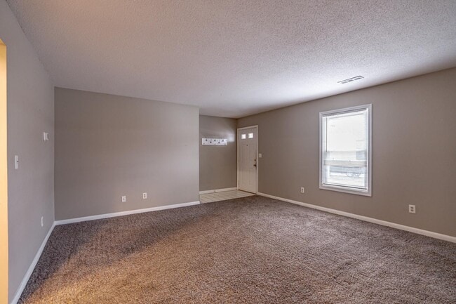 Building Photo - 313 Berkley Ct