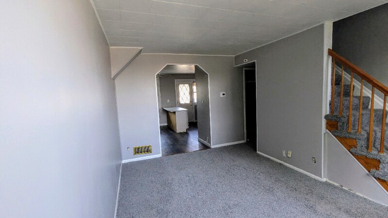 Building Photo - 1048 Parksley Ave