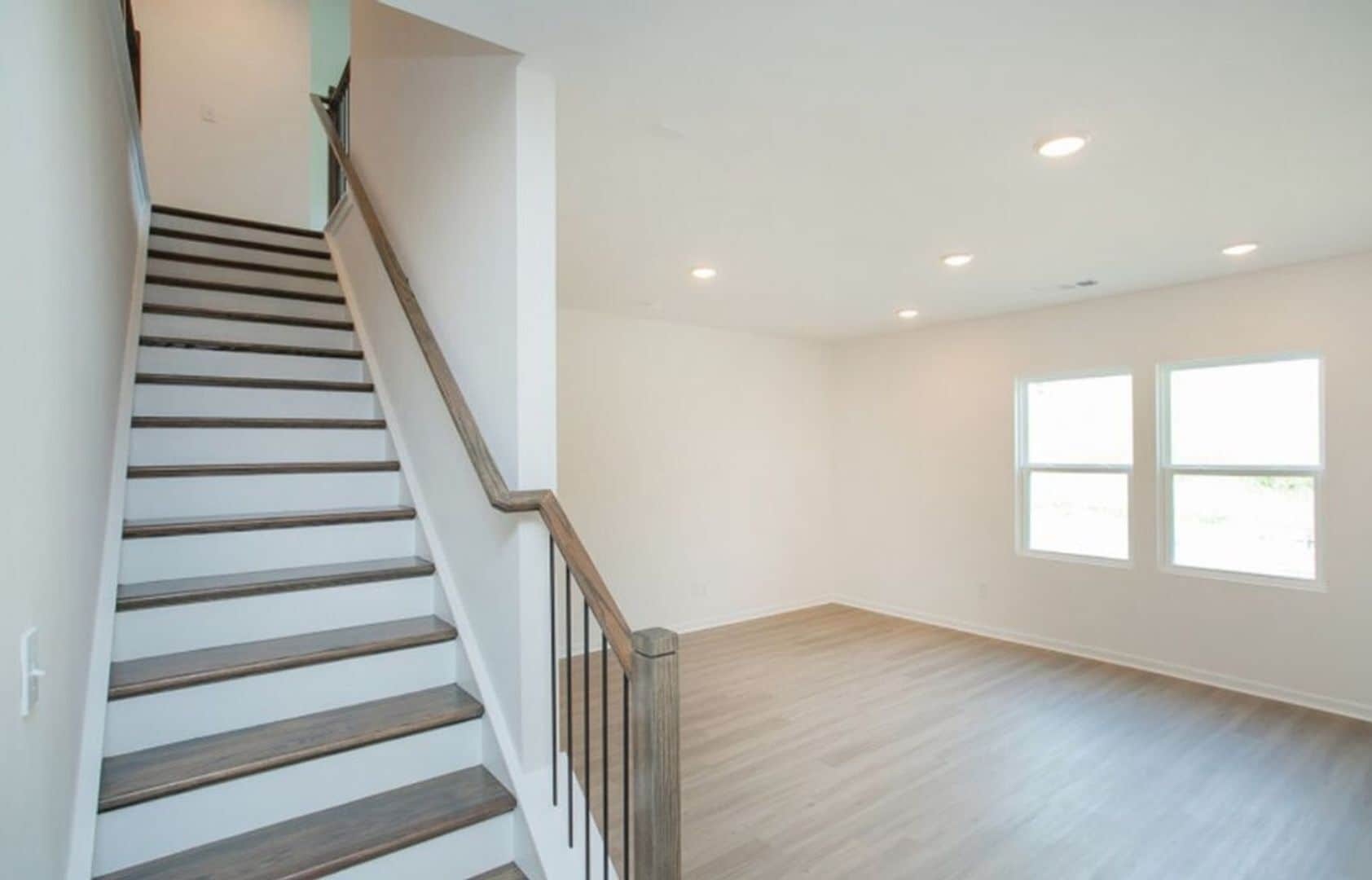 Building Photo - 448 Jet Strm Dr