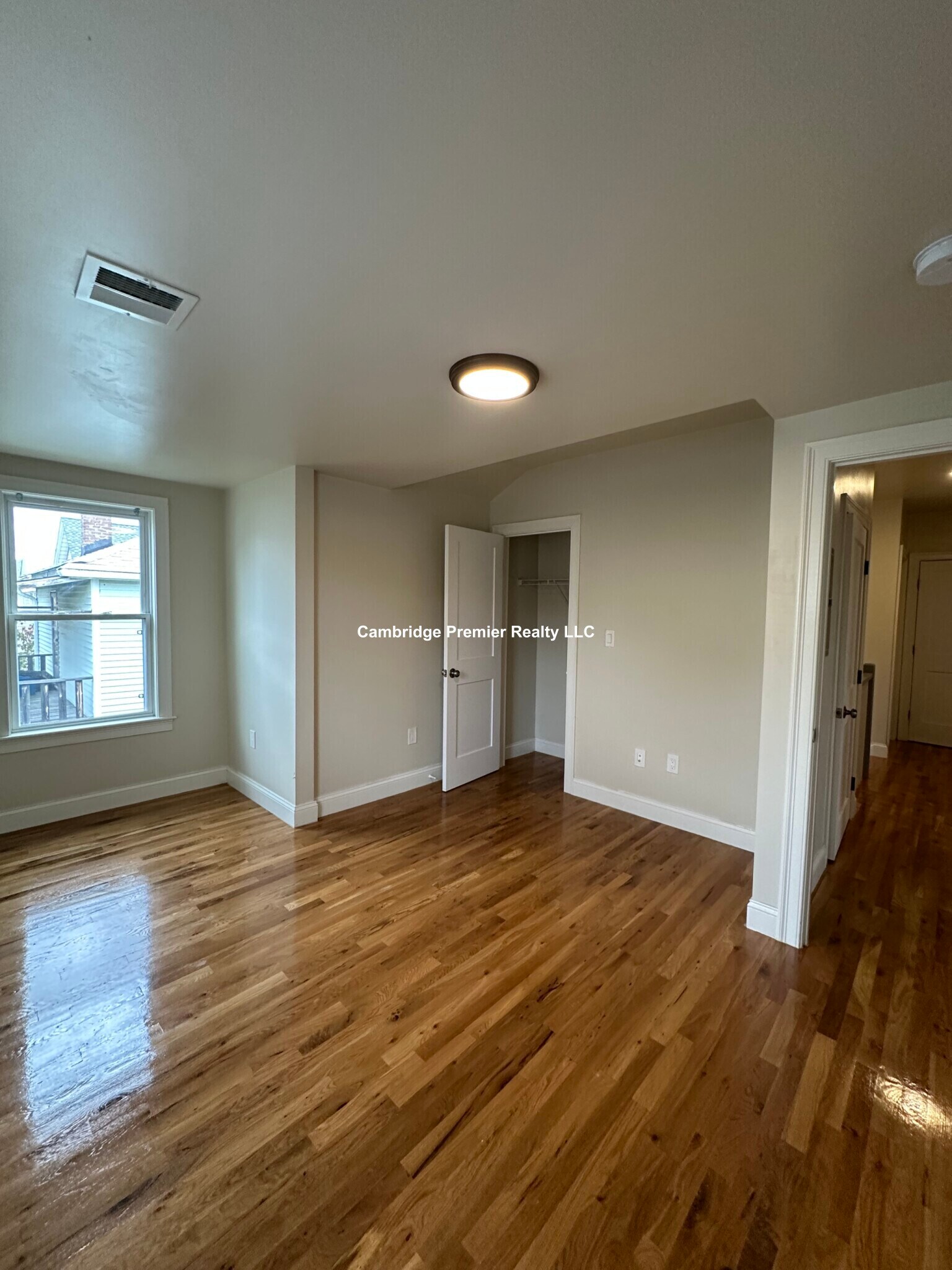 Building Photo - 96 Willis Ave