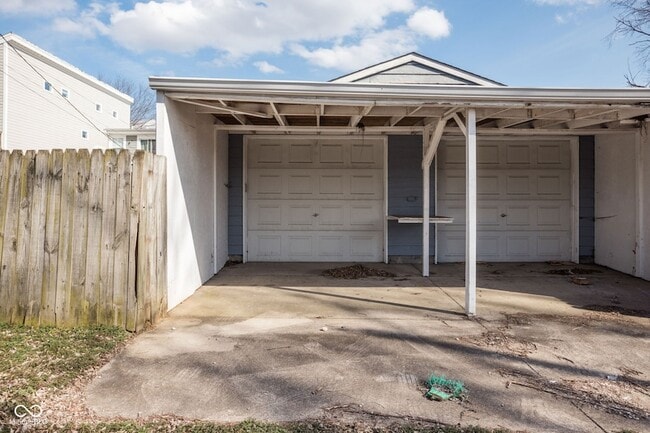 Building Photo - 1330 Laurel St