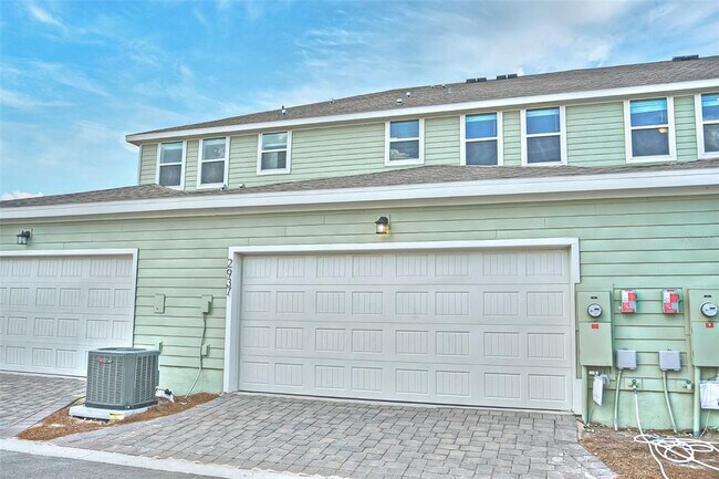 Building Photo - 2937 Voyager Ave