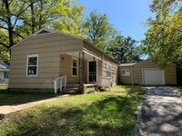 Building Photo - COMING SOON:  3 bedroom, 2 bathroom home l...