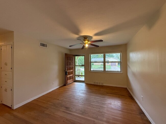 Building Photo - Reduced Rent! Available Now! ***SPECIAL 50% OFF 1ST FULL MONTH'S RENT***    Charming 4 bedroom ho...