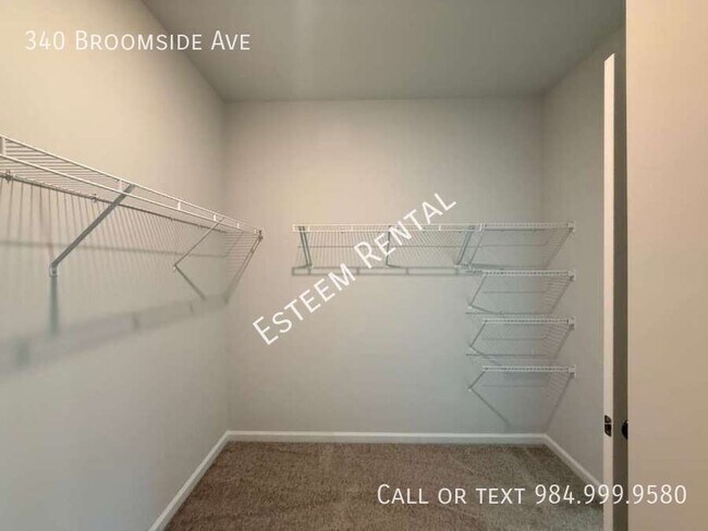 Building Photo - 340 Broomside Ave