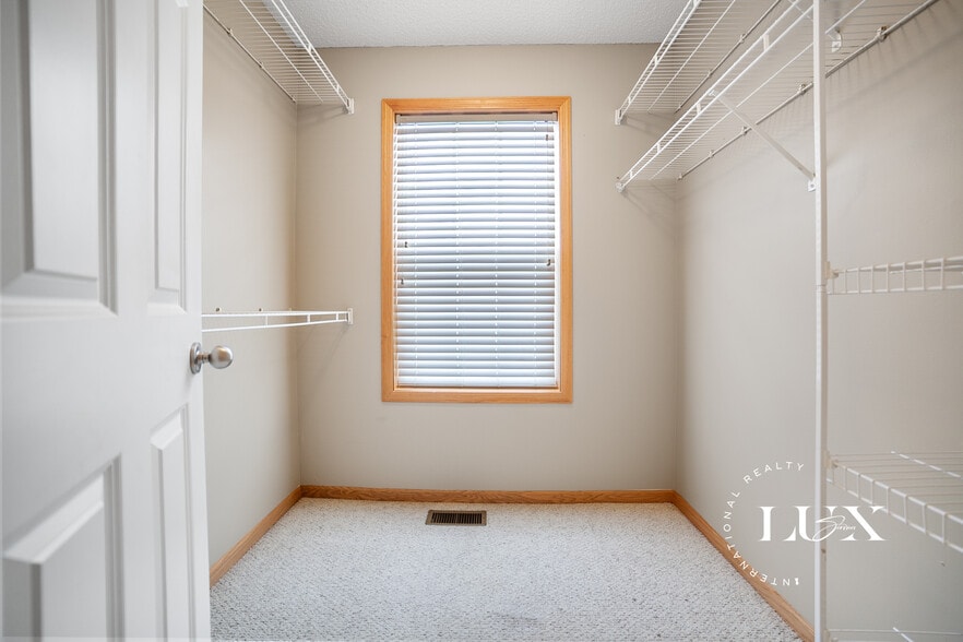 Building Photo - 7601 11th St N