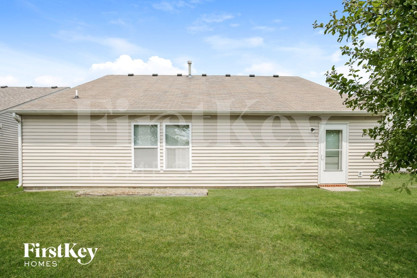Building Photo - 12729 White Rabbit Dr