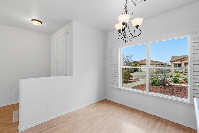 Building Photo - 10252 E Wasp Spring Dr