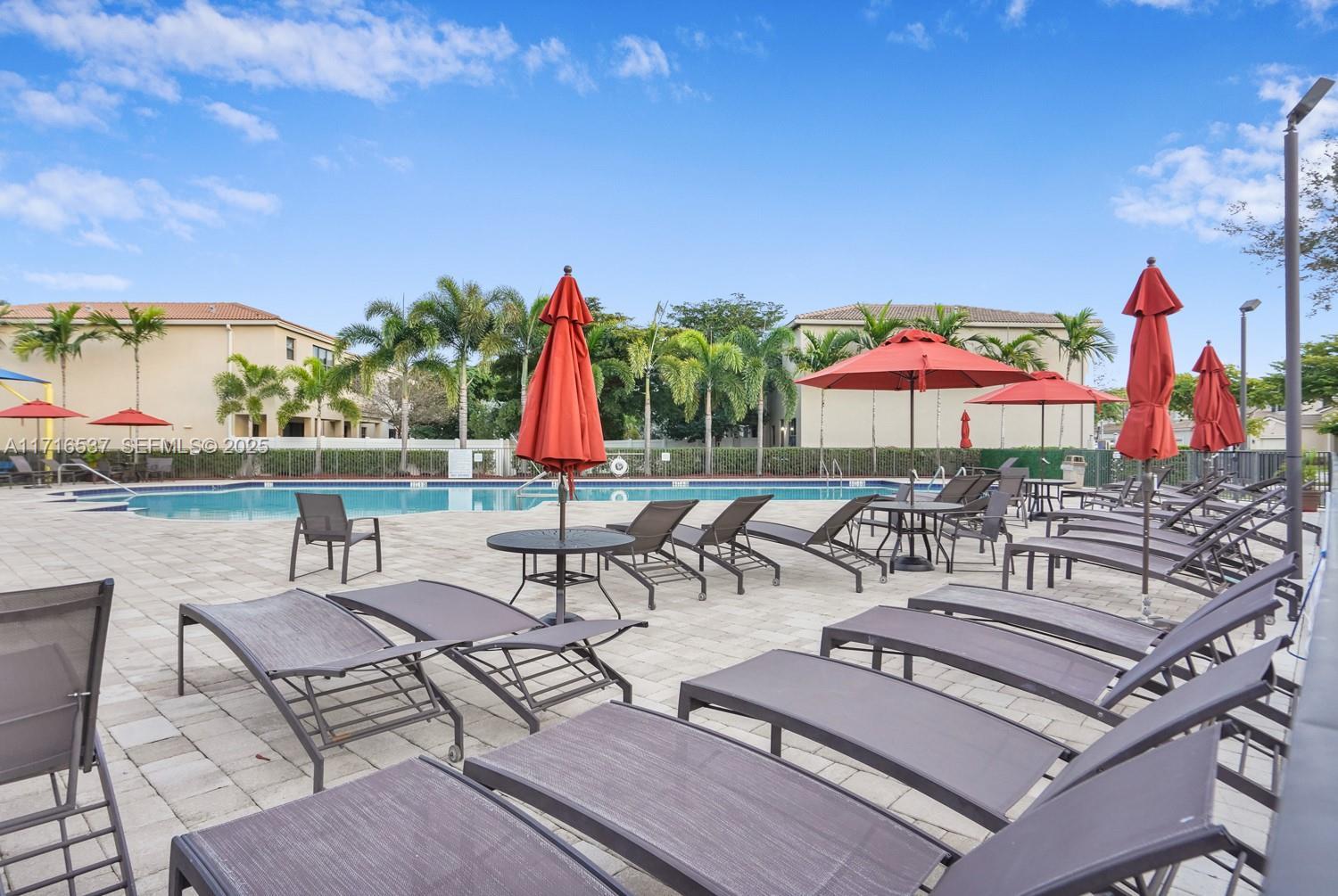 Building Photo - 481 NE 194th Ter