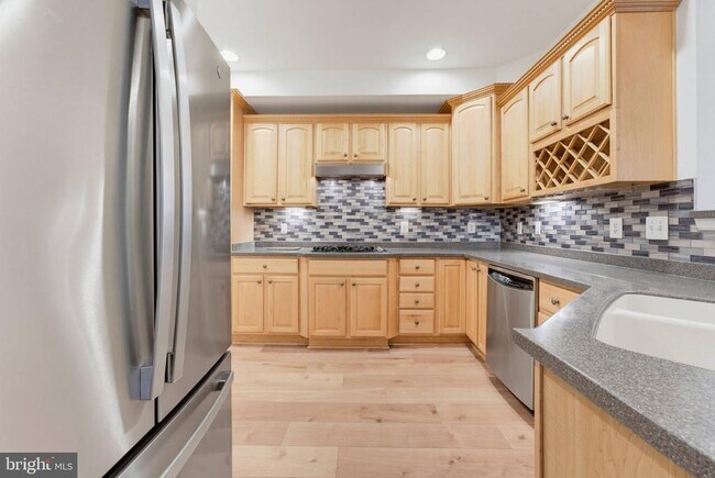 Building Photo - 7135 Mason Grove Ct