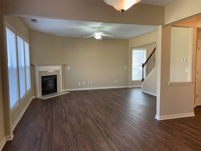 Building Photo - 5990 Crestwick Wy
