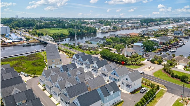 Building Photo - 137 Marblehead Dr