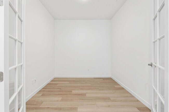 Building Photo - 12459 W Norterra Ln