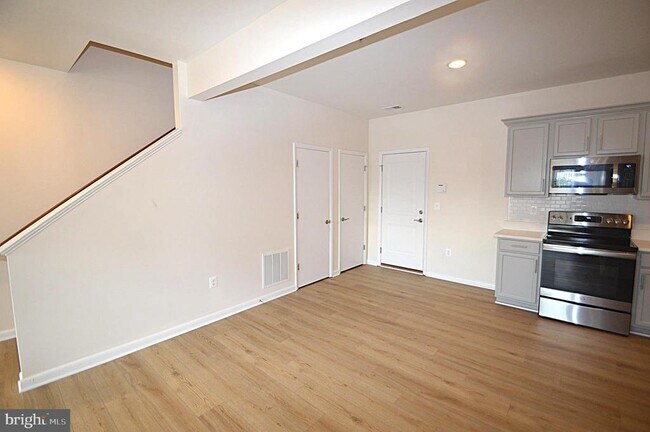 Building Photo - 20508 Milbridge Ter