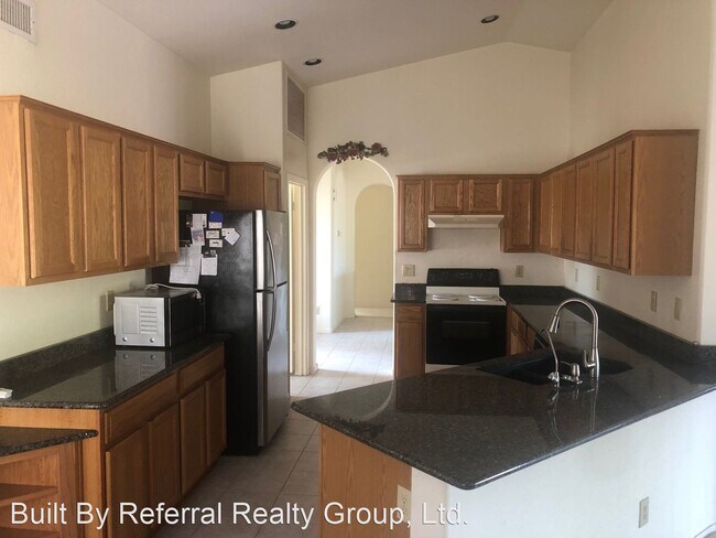 Building Photo - 2 br, 2 bath House - 9242 E Cedar Waxwing Dr