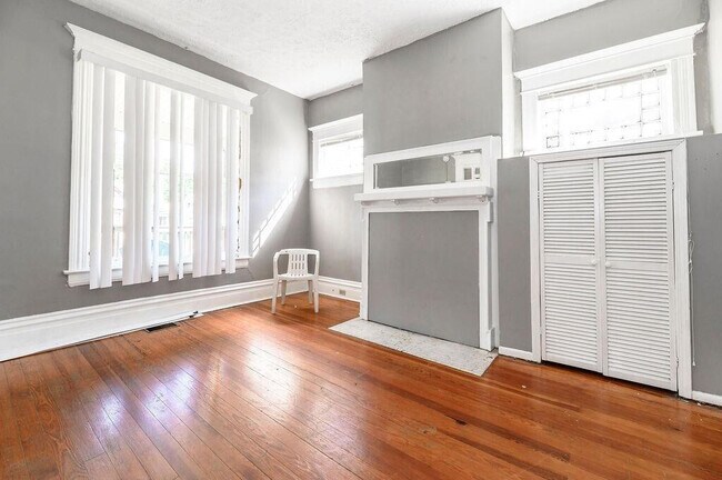 Building Photo - 348 Woodland Ave