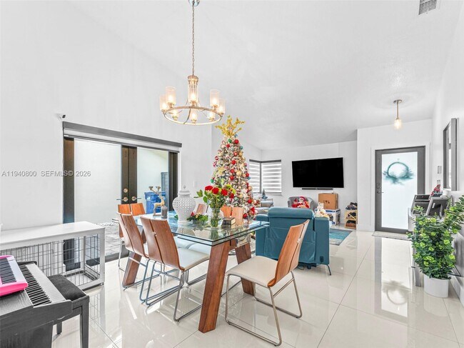 Building Photo - 15805 SW 79th Terrace